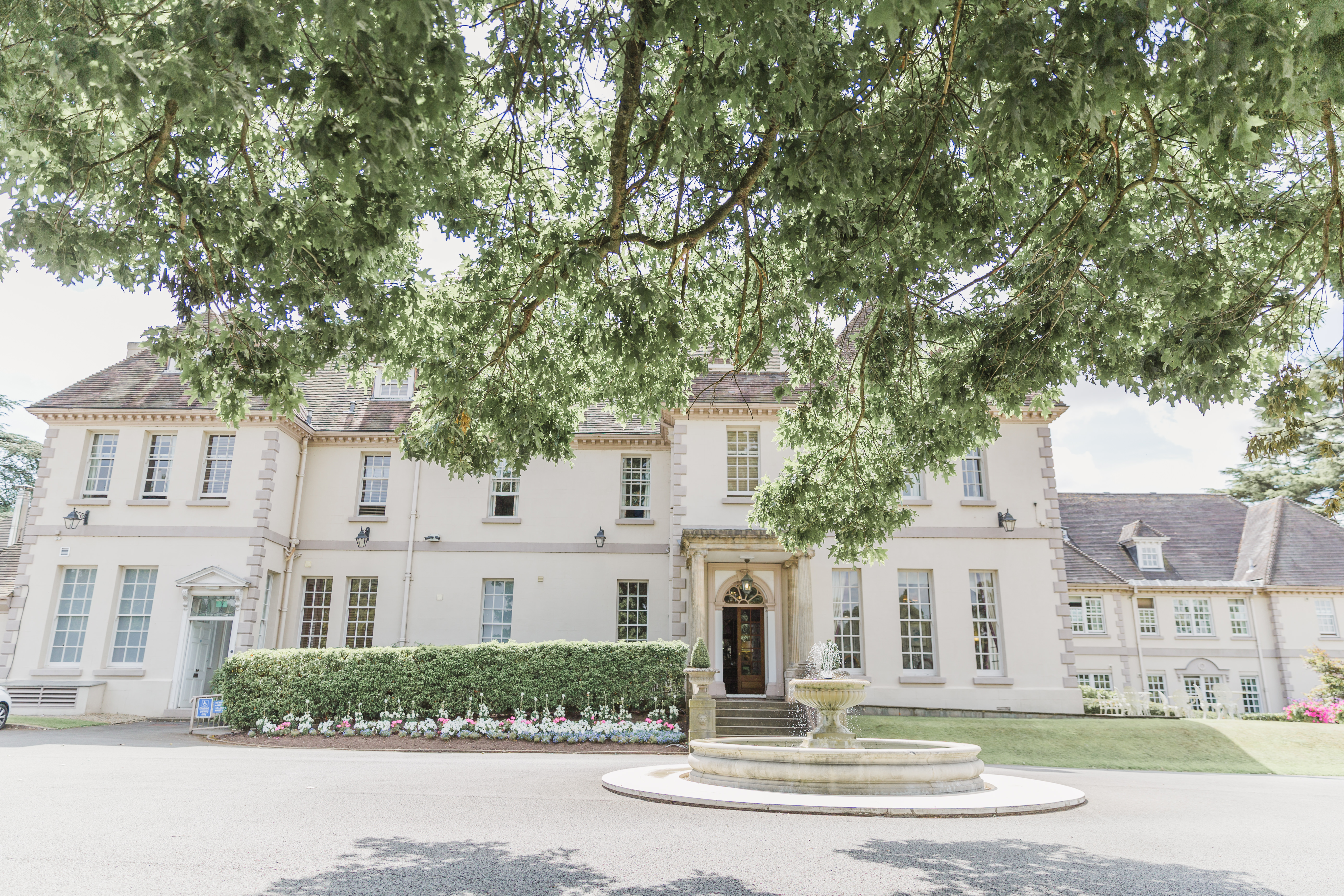 Fine art wedding photography brockencote hall hotel in worcestershire wedding venue summer